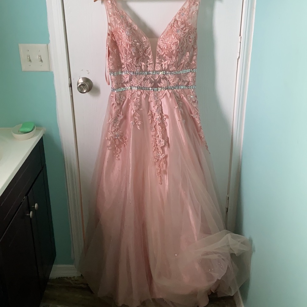Long Gown - Picture 2 of 4